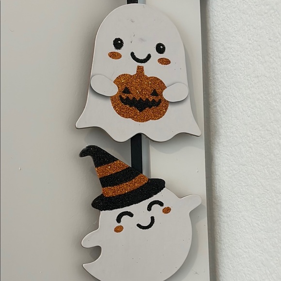 Hand Crafted Halloween Wreaths In Progress Custom Order Ghost Wreath Wall Decor - Picture 5 of 9